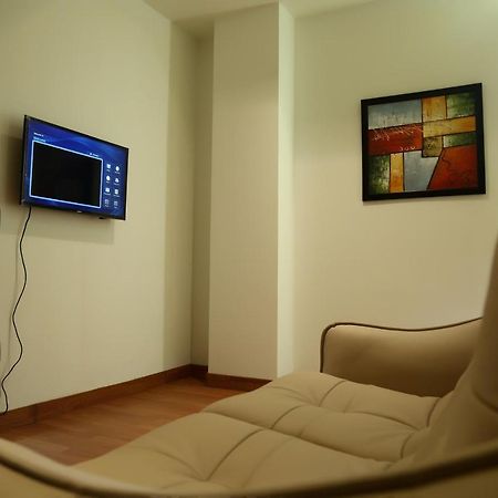 Hotel Imperia Suites Jalandhar Exterior photo