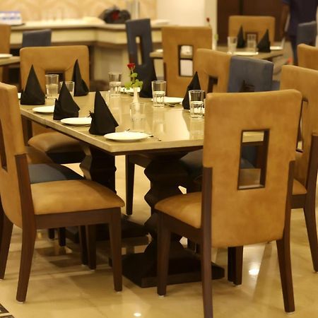 Hotel Imperia Suites Jalandhar Exterior photo