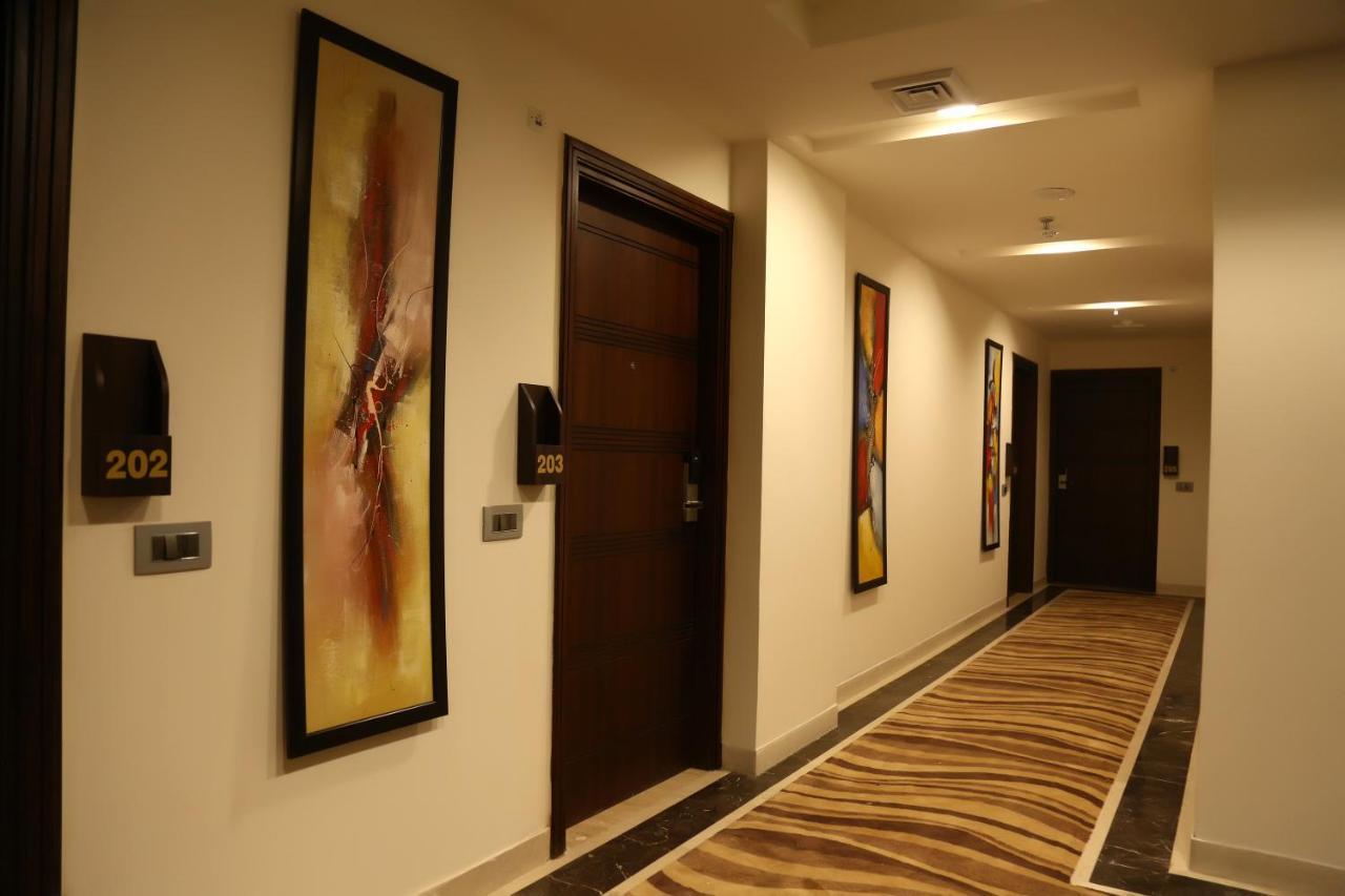 Hotel Imperia Suites Jalandhar Exterior photo
