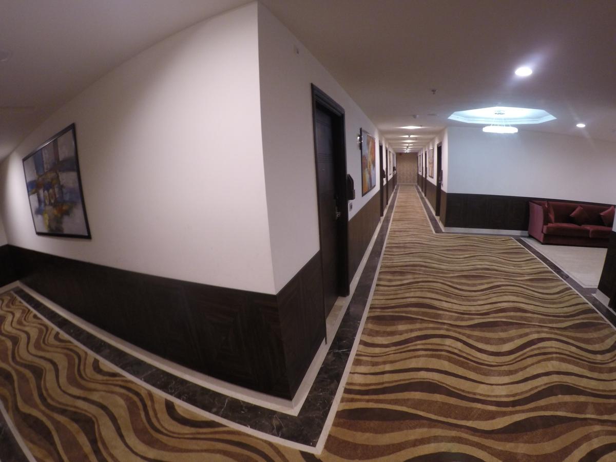 Hotel Imperia Suites Jalandhar Exterior photo