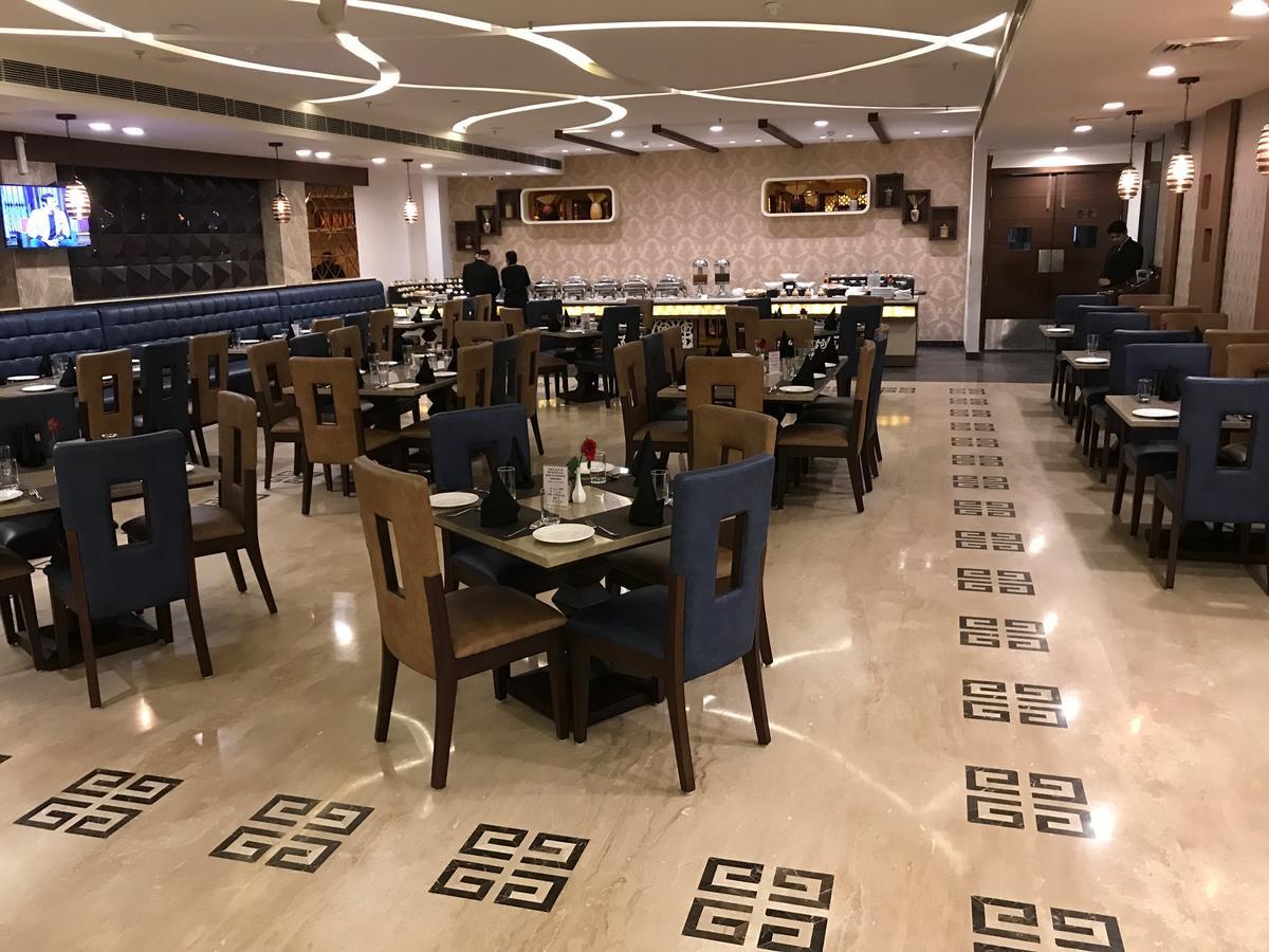 Hotel Imperia Suites Jalandhar Exterior photo